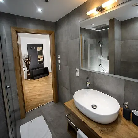 兰德昂巴霍夫旅馆