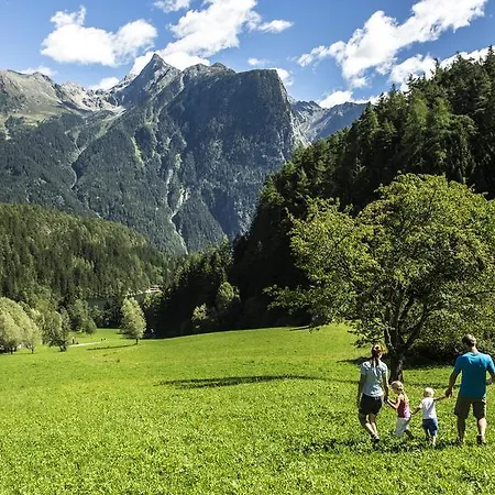 Ambachhof Gasthof Oetz